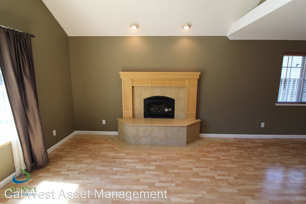 9641 Eagle Hills Way - Photo 1