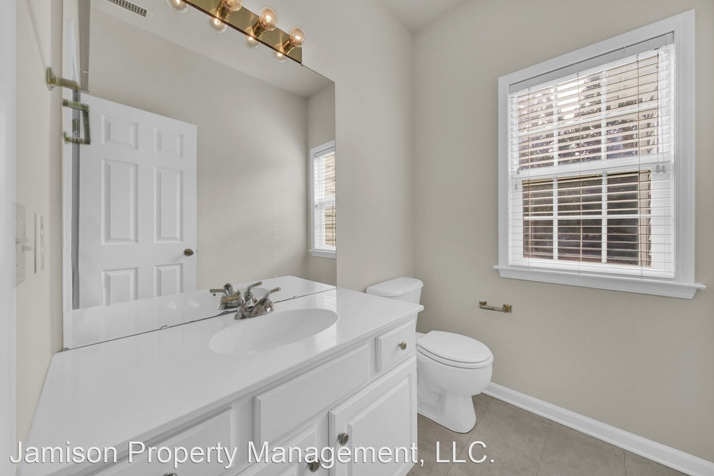 10605 Moberly Court - Photo 16