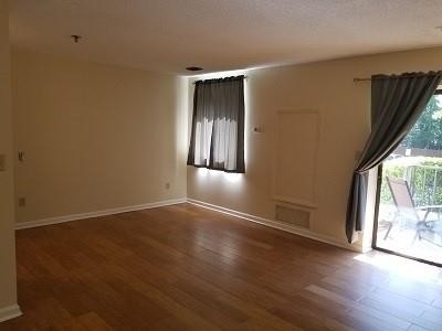 300 Johnson Ferry Road Ne - Photo 3