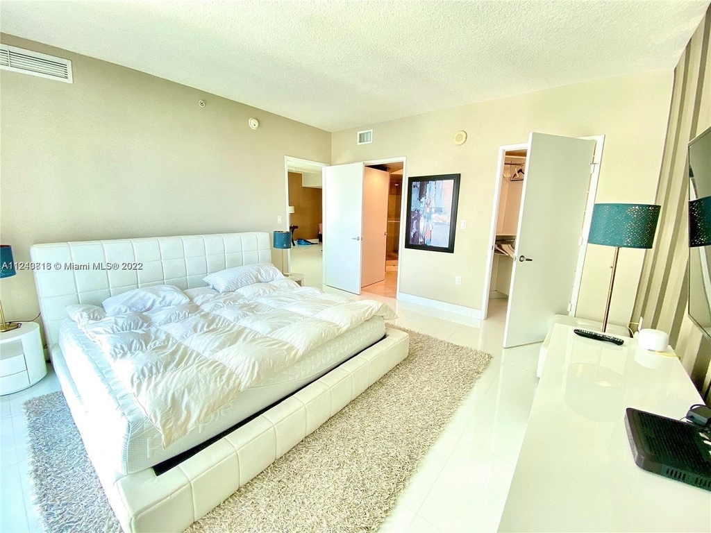 250 Sunny Isles Blvd - Photo 33