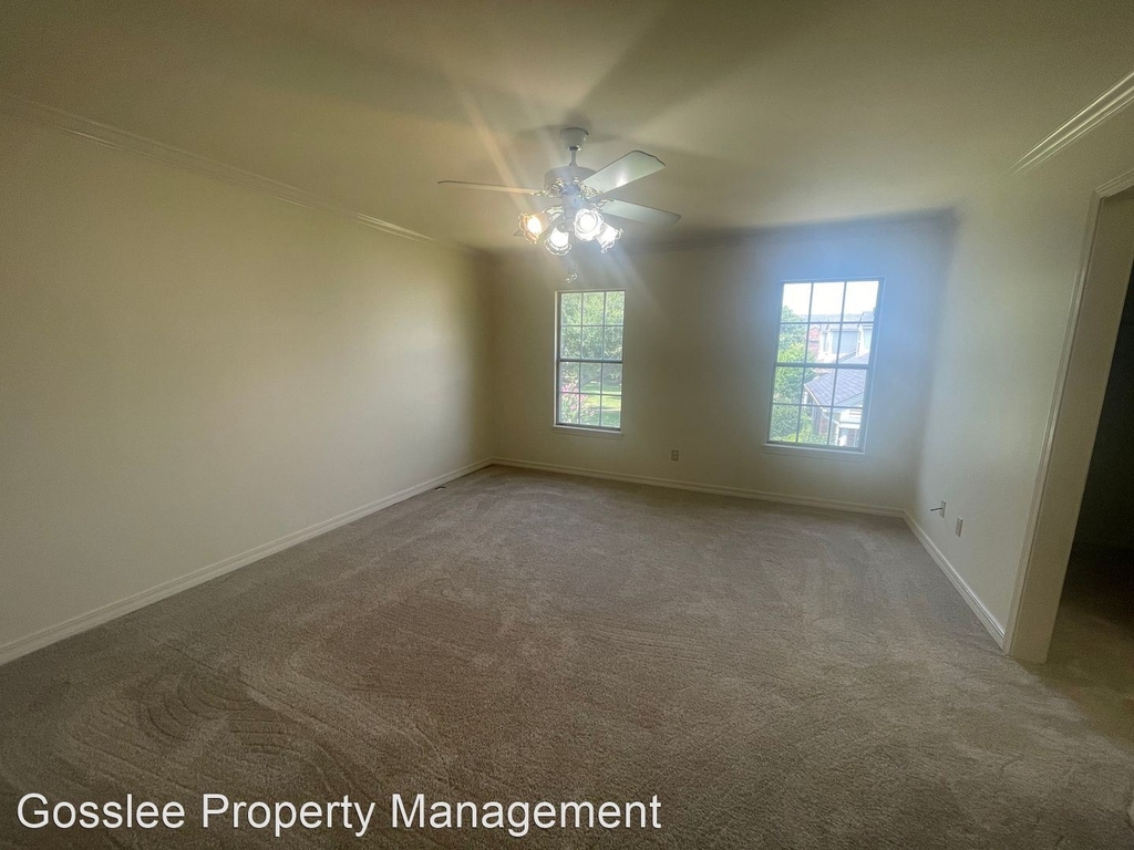 9504 Mulberry Drive - Photo 11