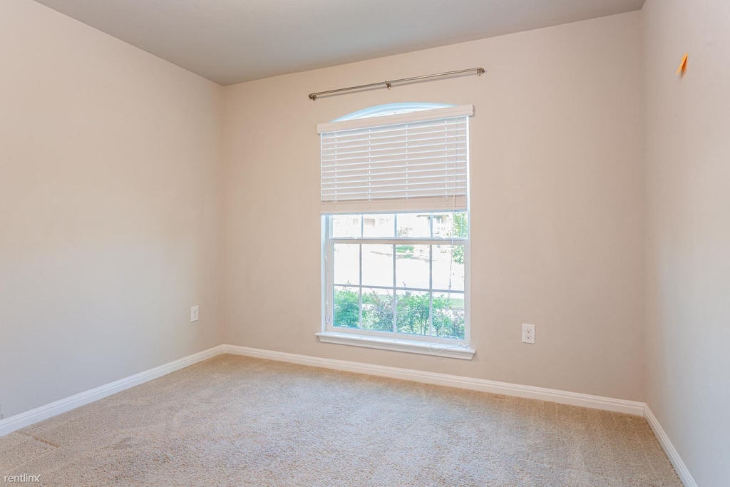 18409 Congaree St - Photo 12