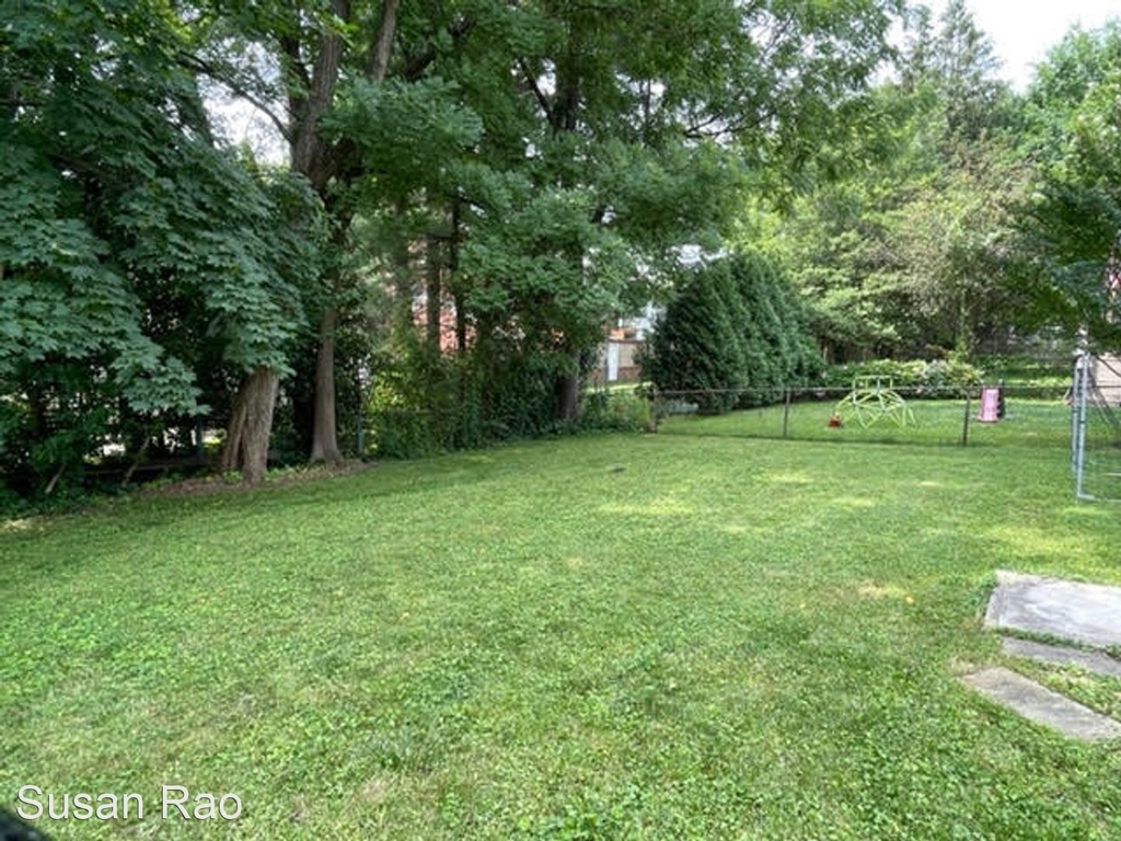 2812 Northampton St Nw - Photo 4