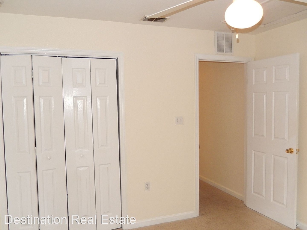 2740 W Tharpe St Unit 106 - Photo 5