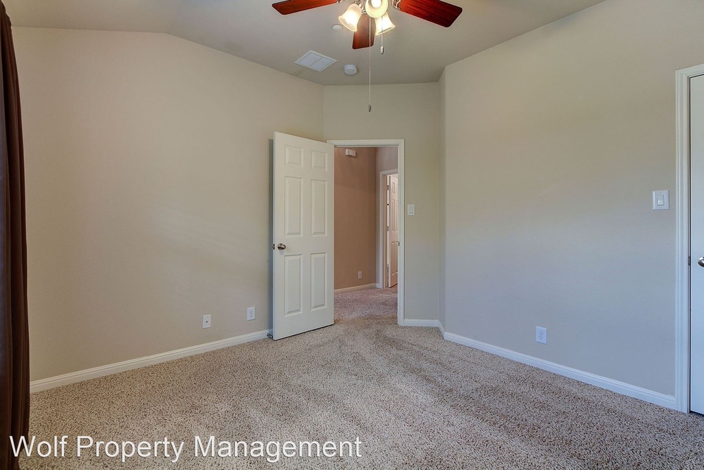 1310 W Parmer Ln Unit 303 - Photo 26