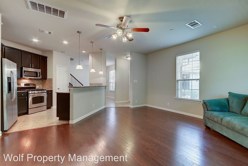 1310 W Parmer Ln Unit 303 - Photo 8