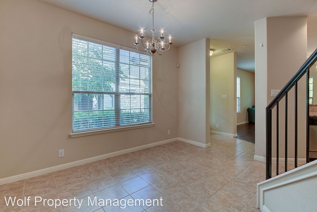 1310 W Parmer Ln Unit 303 - Photo 17