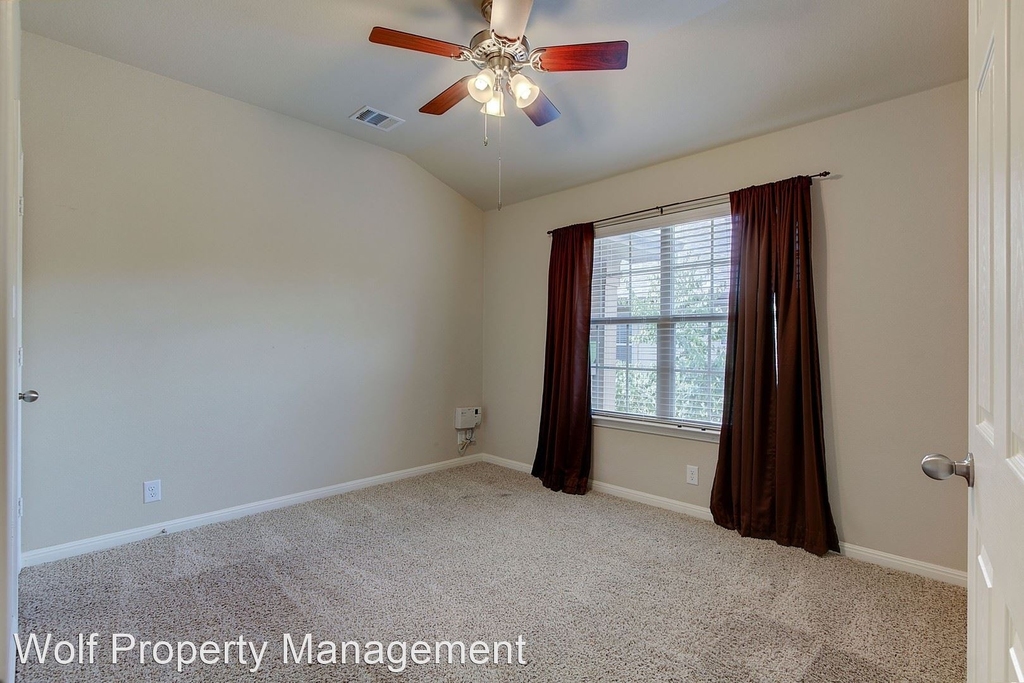 1310 W Parmer Ln Unit 303 - Photo 25