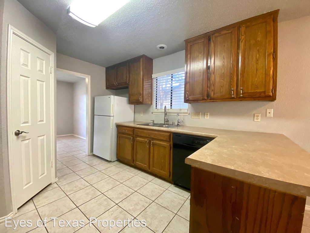 12506 Oro Valley Trail - Photo 11