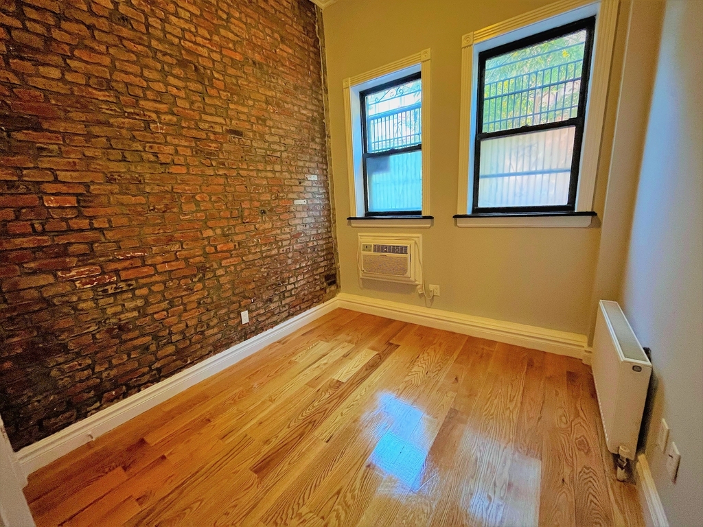 343 East 5th Street - Photo 3