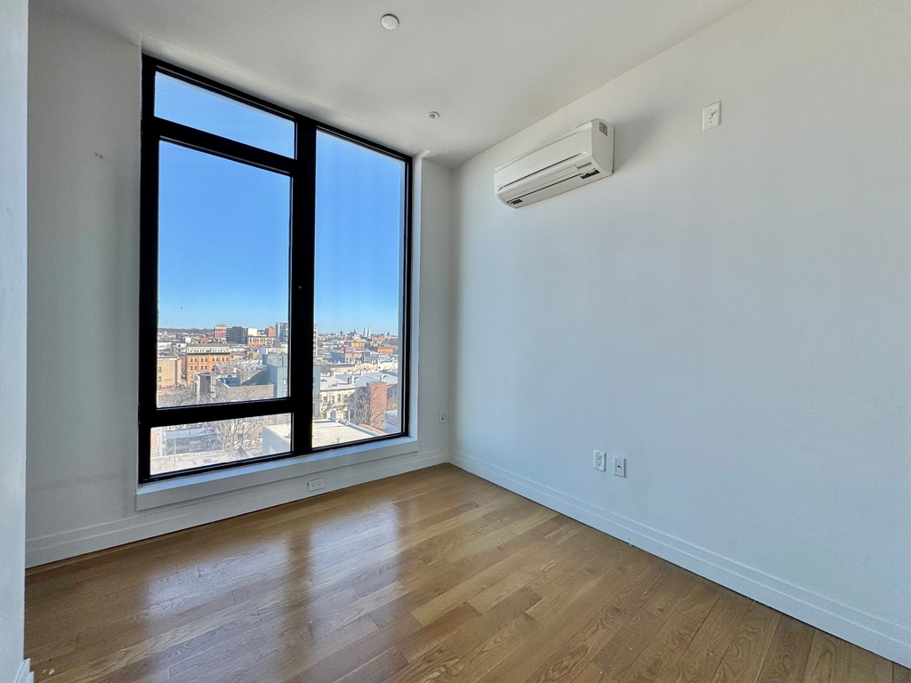 260 Knickerbocker Avenue - Photo 2