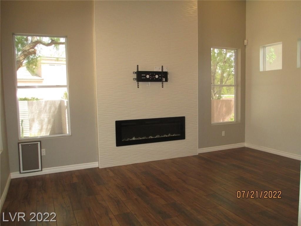 10516 India Hawthorn Avenue - Photo 3