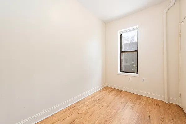 328 East 14th Street - Photo 4