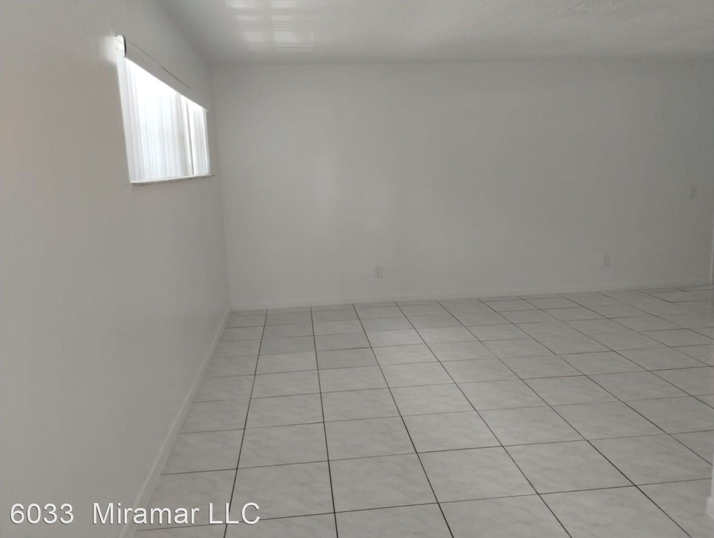 6033 Sw 35th Street Unit 101 - Photo 2