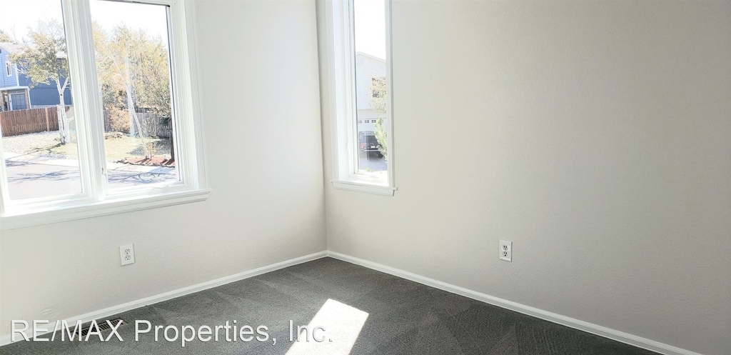 7936 Horizon Dr - Photo 10