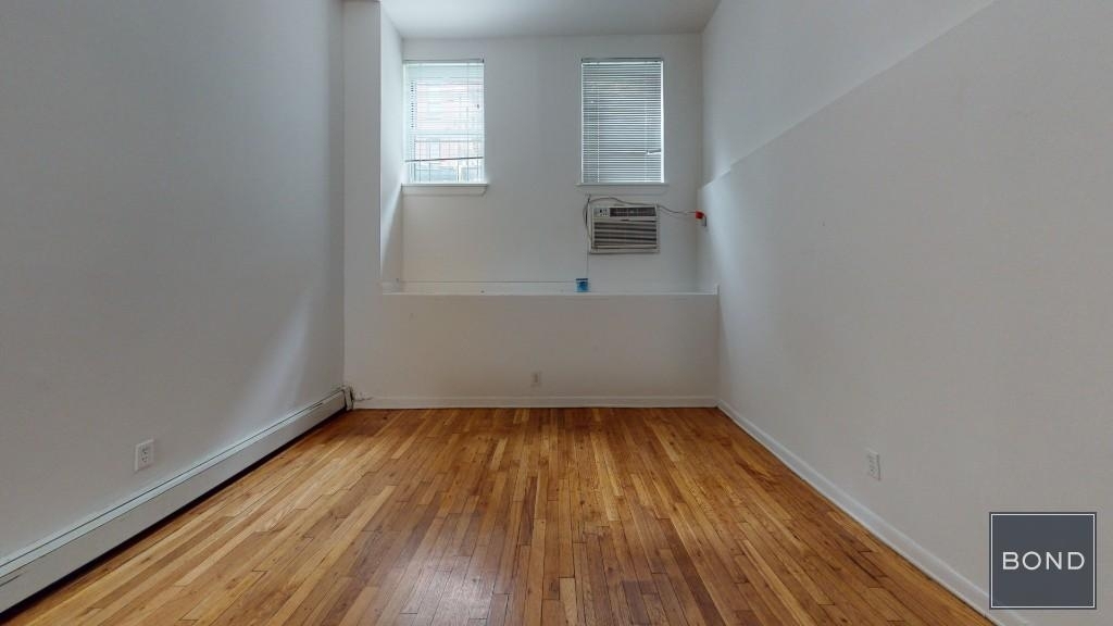 402 East 83rd Street - Photo 0