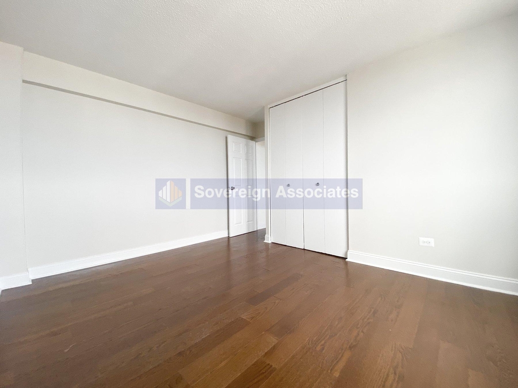 3333 Broadway - Photo 5