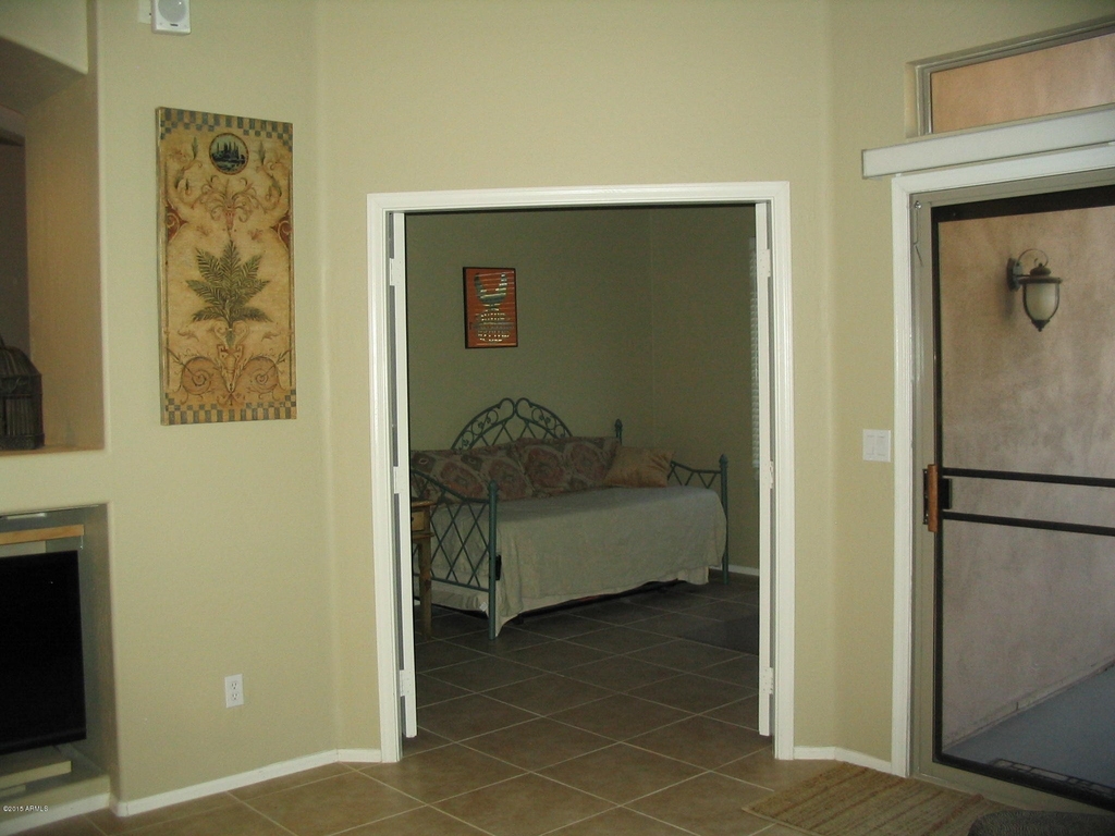 8180 E Michelle Drive - Photo 7