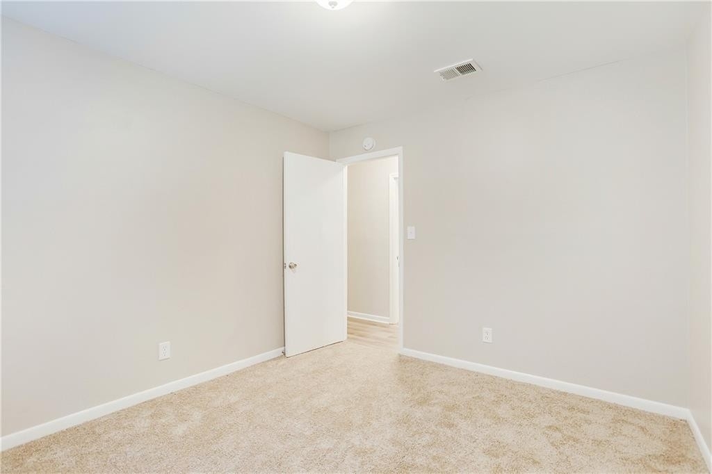 7039 Carolyn Circle - Photo 20