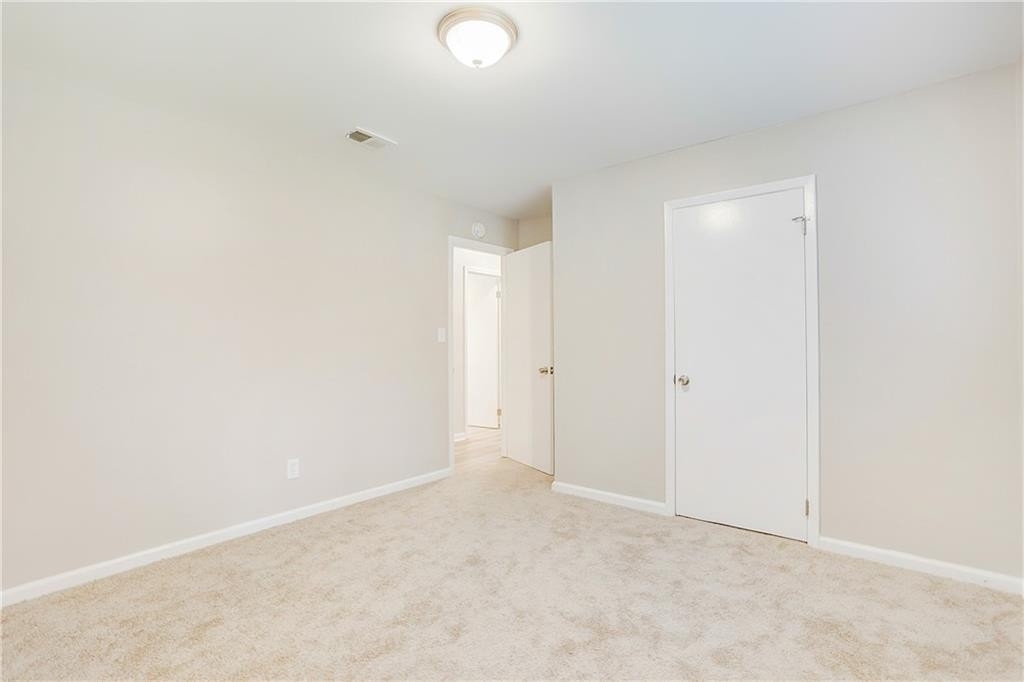 7039 Carolyn Circle - Photo 22