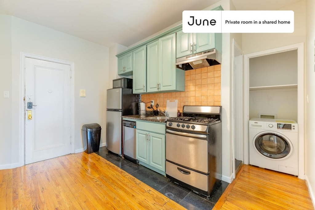 249 West 109th Street - Photo 5