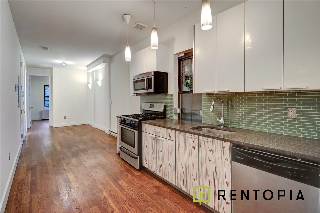 116 Jefferson Street - Photo 0