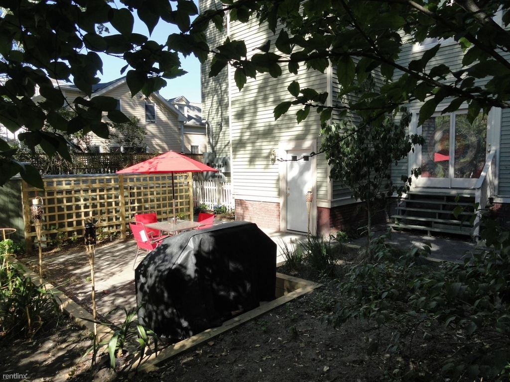 231 Norfolk St - Photo 3