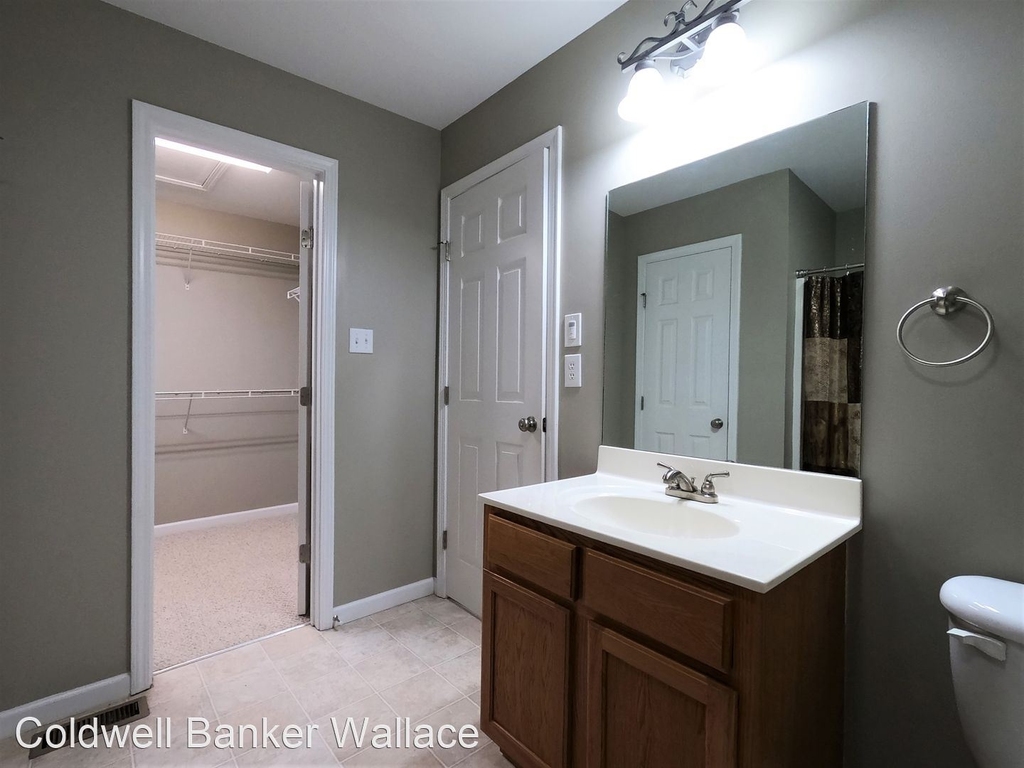 9924 Belmont Park Lane - Photo 21