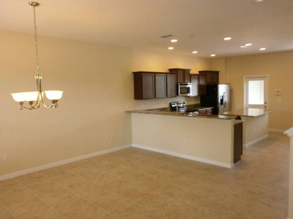 11242 Savannah Landing Circle - Photo 1