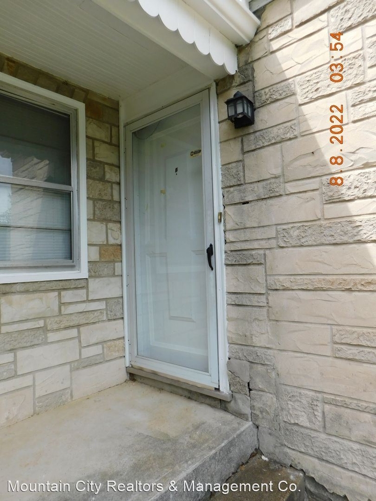 4511 B Dayton Blvd - Photo 2