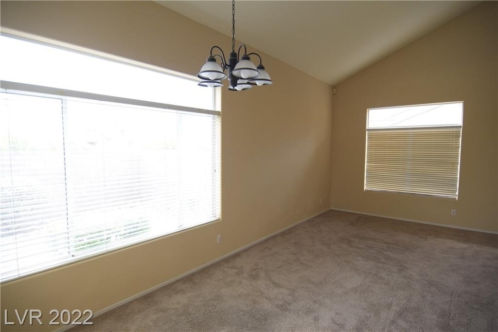 8500 Arco Iris Lane - Photo 5