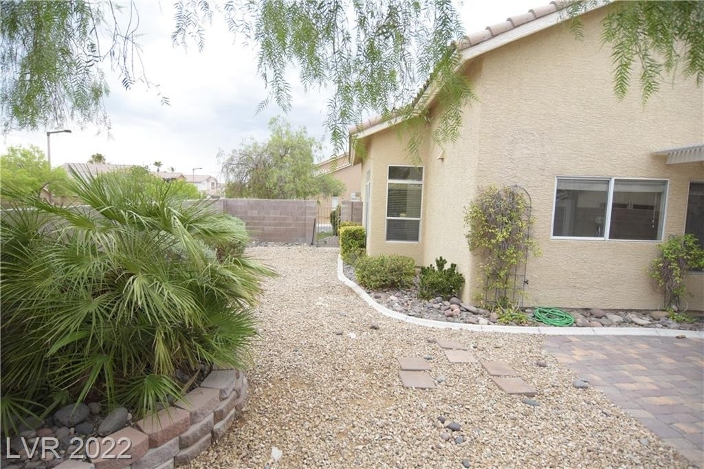 8500 Arco Iris Lane - Photo 37