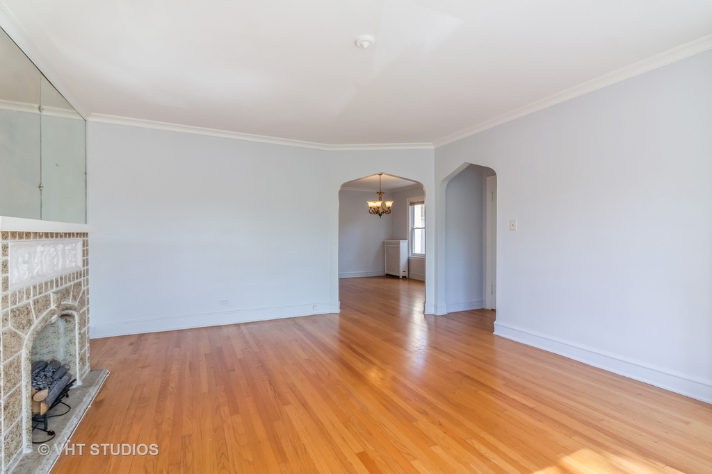 5705 N Bernard Street - Photo 3