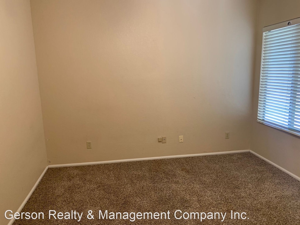 1225 W. Sherri Drive - Photo 18