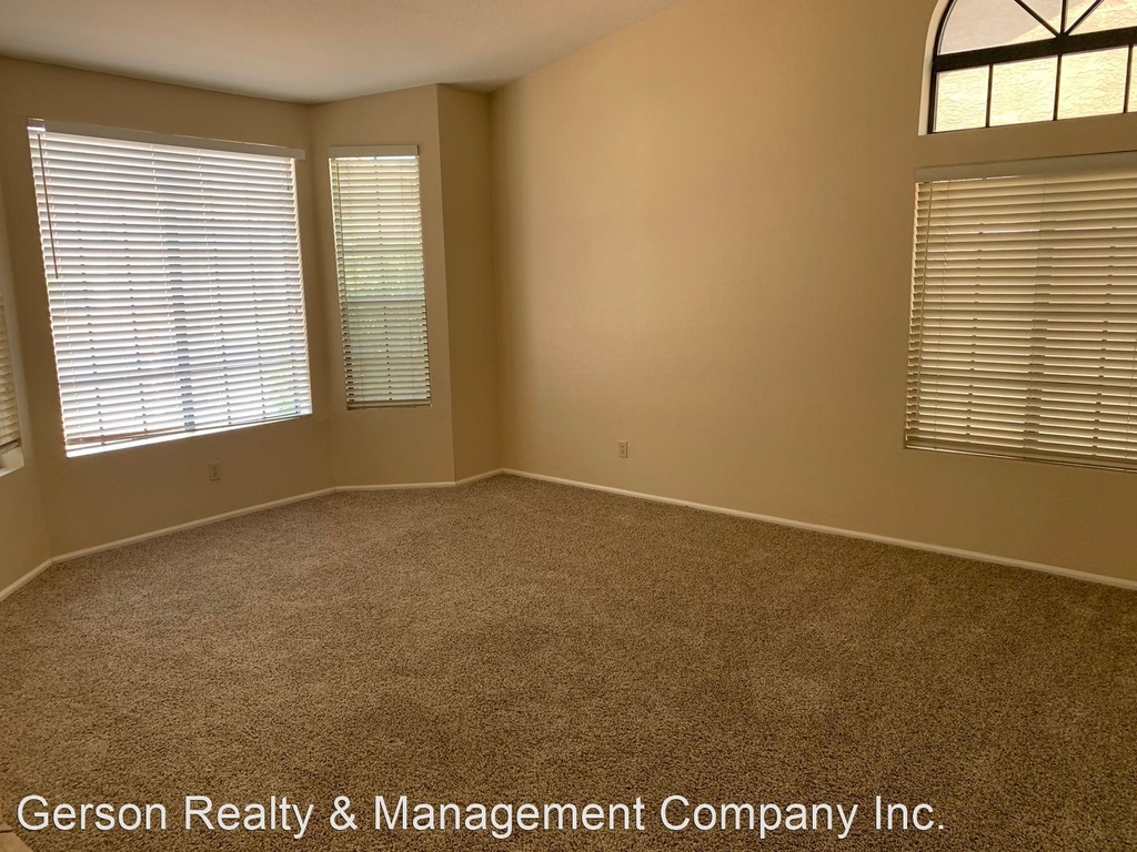 1225 W. Sherri Drive - Photo 2