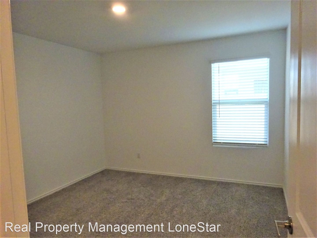 3205 Ancira Place - Photo 11