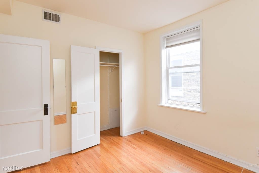 3038 W. Wellington , Unit 4 - Photo 13