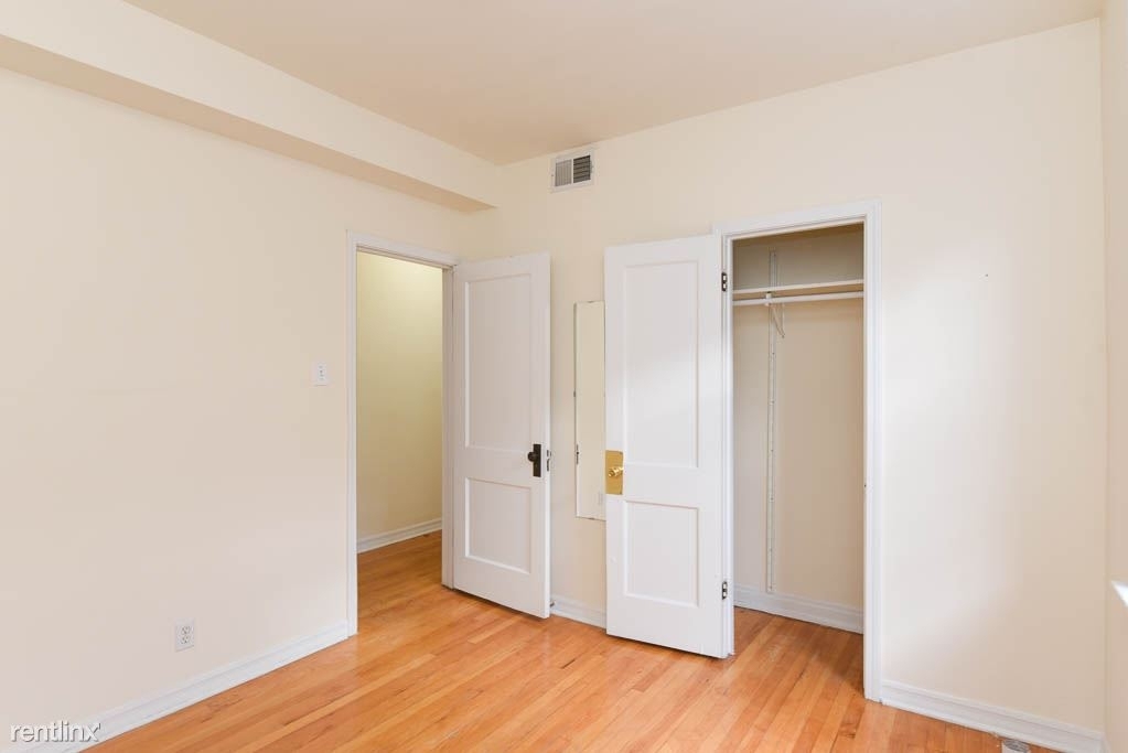 3038 W. Wellington , Unit 4 - Photo 14