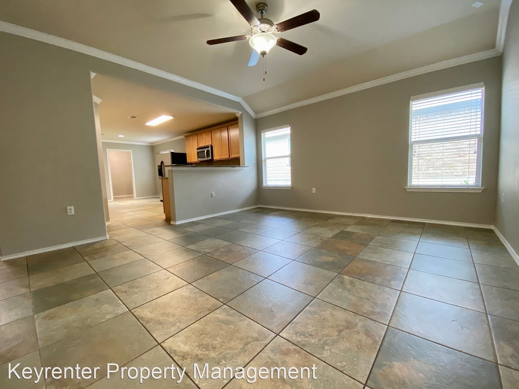 5524 Kleberg Trl - Photo 3