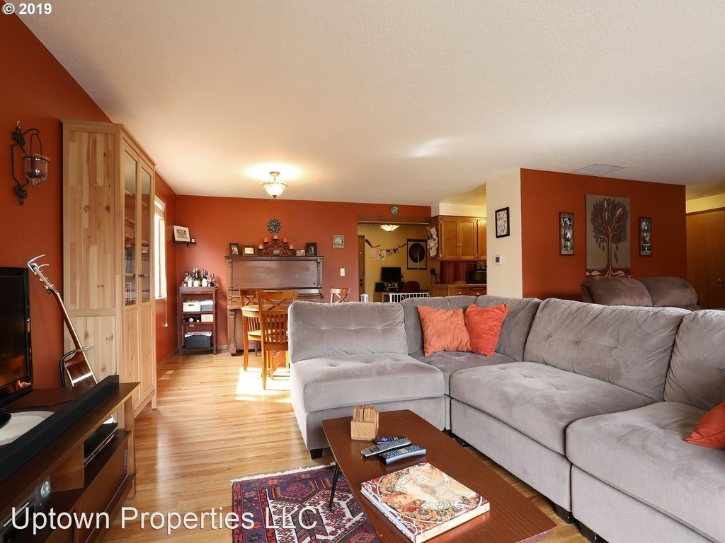 9884 Se 50th Avenue - Photo 2