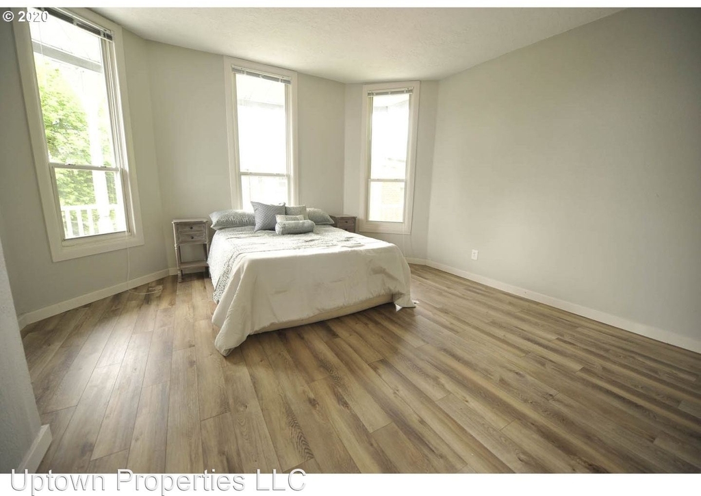 2069 Sw Park Ave - Photo 16