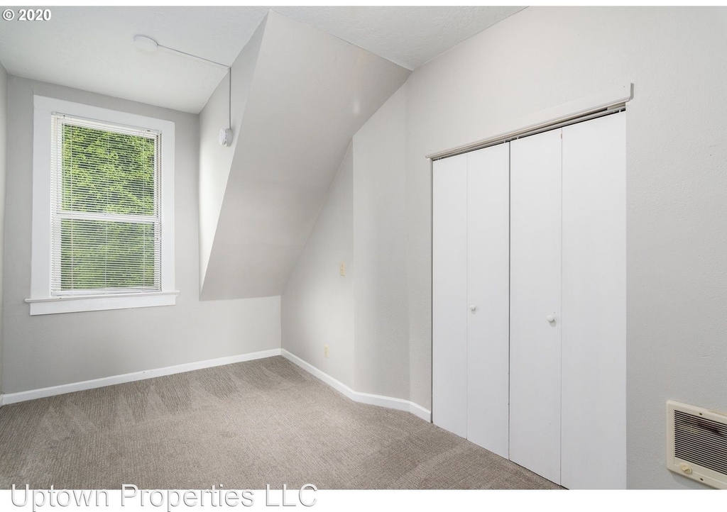 2069 Sw Park Ave - Photo 14