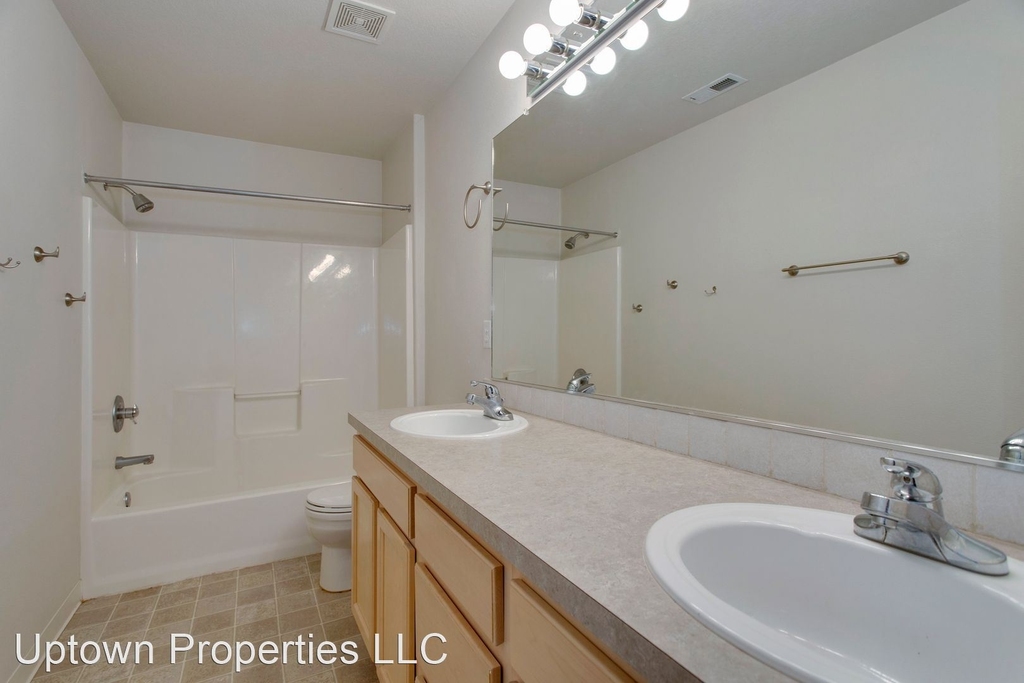 11404 Sw 49th Ave - Photo 17