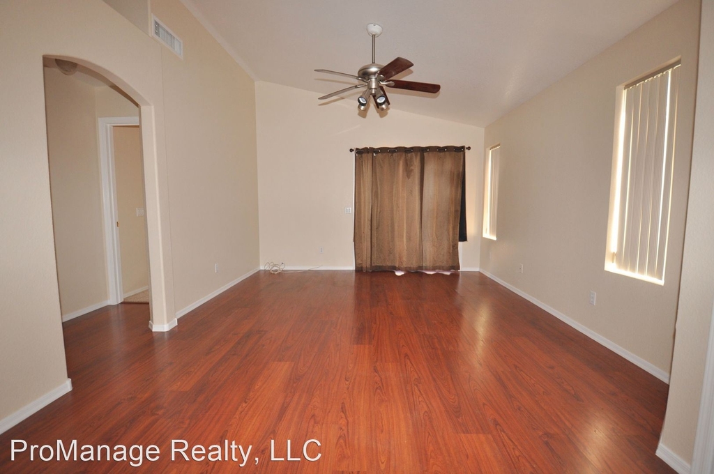 705 N Lona Ct - Photo 2