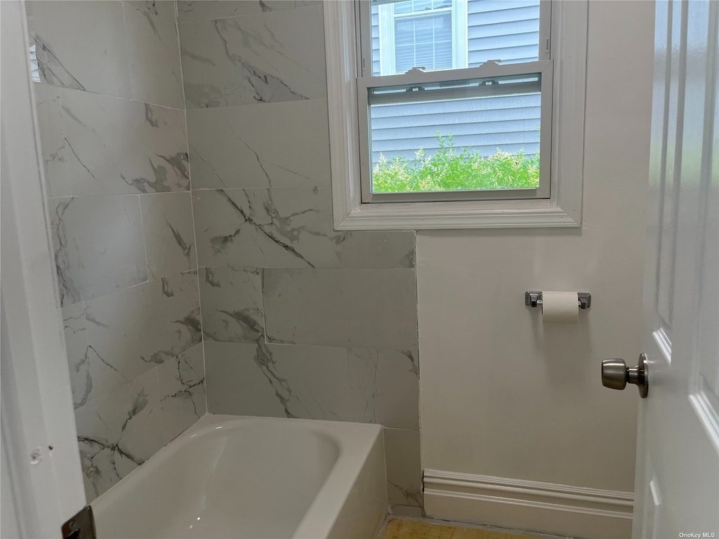 731 E Walnut Street - Photo 10