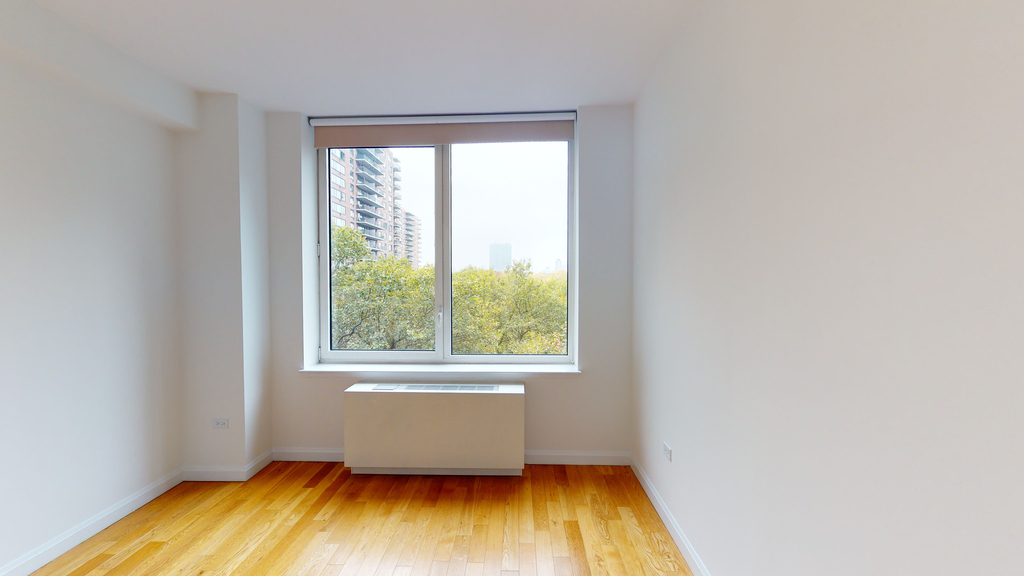 795 Columbus Avenue - Photo 3