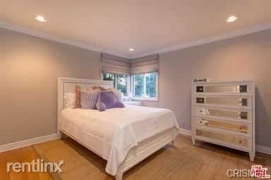 1750 N Beverly Dr - Photo 4