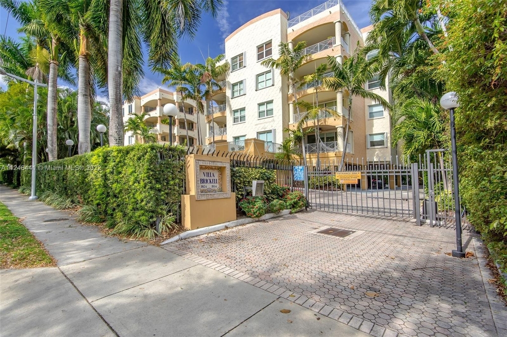 1824 Brickell Ave - Photo 28