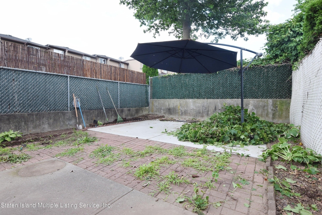 17 Roosevelt Avenue - Photo 14