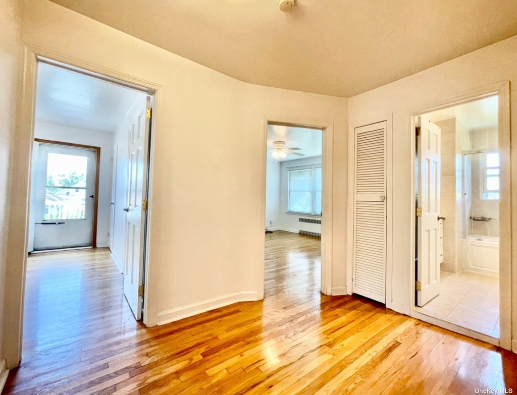 121 Manhasset Avenue - Photo 8